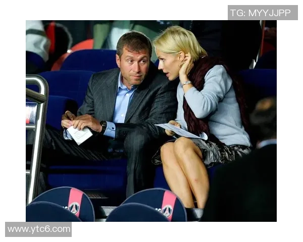 瑞典足球明星阿布的传奇旅程与辉煌成就揭秘