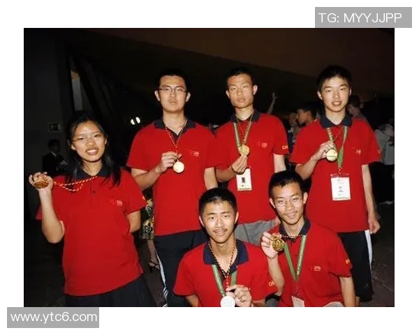 周杰伦热爱足球明星生活揭秘与偶像互动背后的故事