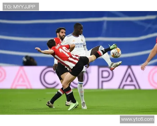 西安足球队积分榜领先以69分稳居第一位置争夺赛季冠军